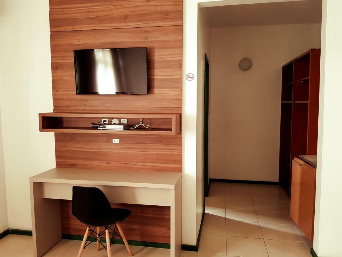 إيمبيتوبا Hotel Pousada Henrique Lage المظهر الخارجي الصورة