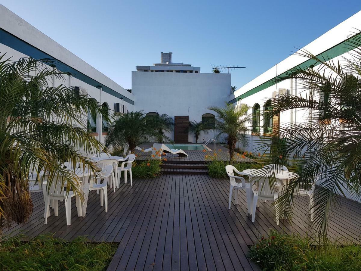 إيمبيتوبا Hotel Pousada Henrique Lage المظهر الخارجي الصورة